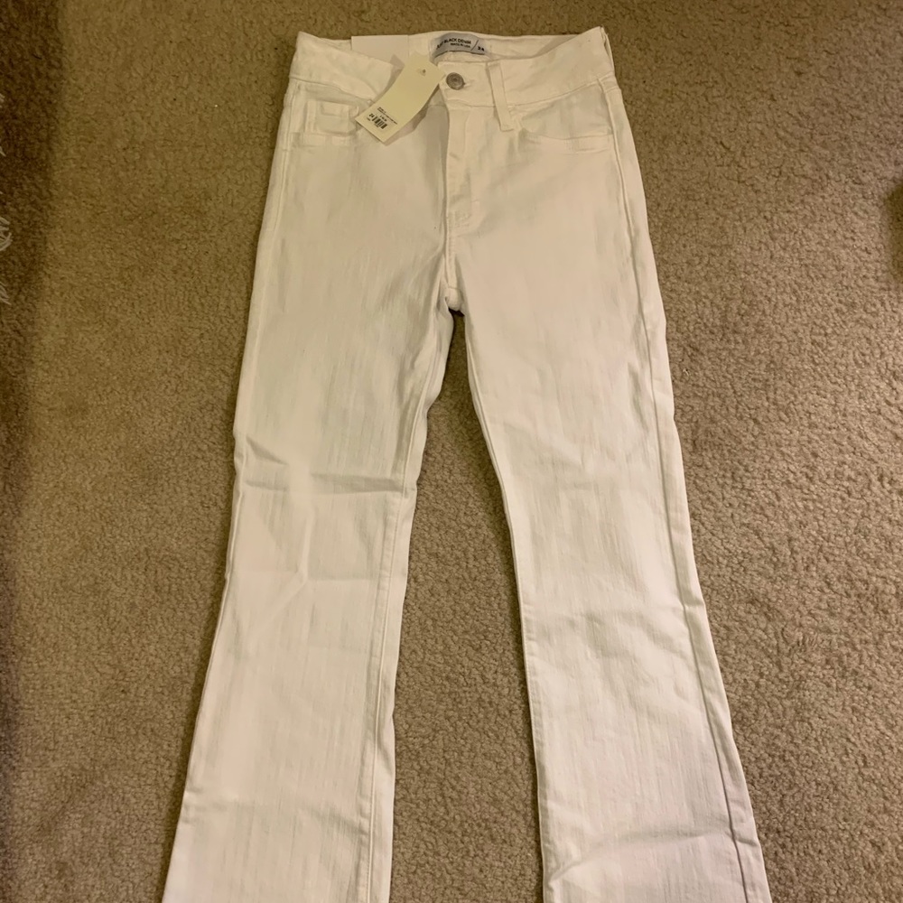 White jeans size 24 brand new with tags